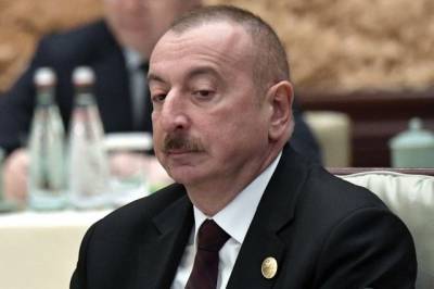 Алиев пообещал прервать дипотношения с признавшими независимость Карабаха