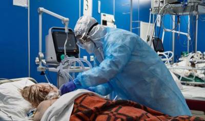 Готовы ли латвийские больницы ко второй волне коронавируса?
