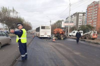 В Красноярске в ДТП с автобусом пострадали 4 человека