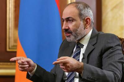 Пашинян потребовал определить статус Карабаха
