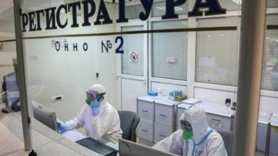 В России впервые выявили более 14 тысяч случаев коронавируса за сутки