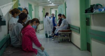 "С таким сталкивались редко": врач рассказал о типе ранений, полученных в Карабахе