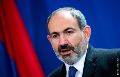 Пашинян признал отступление армянских сил на двух направлениях в Карабахе