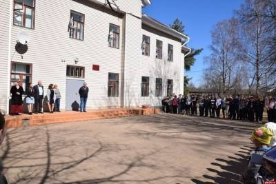 192 ученика школы в Гдовском районе переведены на дистанционку