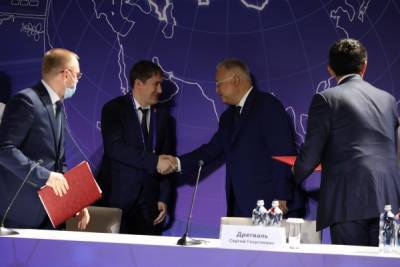 Пермский край и компания "Россети Урал" подписали первое в России регуляторное соглашение в сфере электроэнергетики