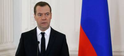 Эффективность закрытия границ из-за коронавируса вызвала сомнения у Медведева
