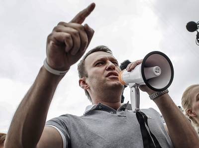 NYT назвала имена россиян из "санкционного списка Навального"
