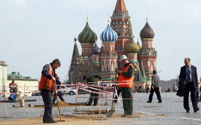 Мегаполисная ротация: Москва деньгами притягивает петербургских строителей