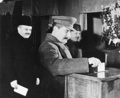 В Москве открылась выставка, посвященная выборам 1946 года
