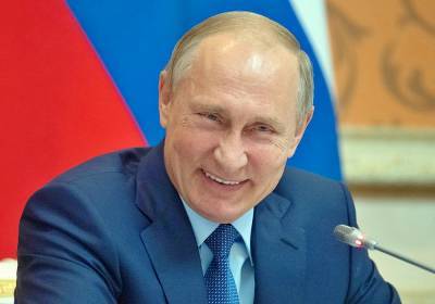 Путин лично снял санкции с украинского картонного комбината после визита Медведчука
