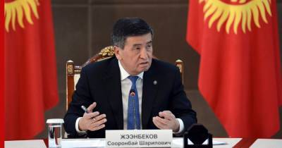 Президент Киргизии отказался уходить в отставку