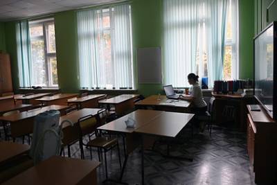 Российским школам разрешили самостоятельно выбирать программы для обучения