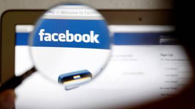 Facebook ограничила репосты статьи о переписке сына Байдена по электронной почте
