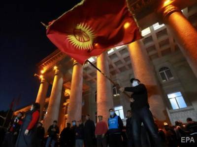 Россия приостановила финансовую помощь Кыргызстану – СМИ
