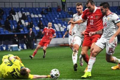 Сборная РФ по футболу сыграла вничью с Венгрией в матче Лиги наций