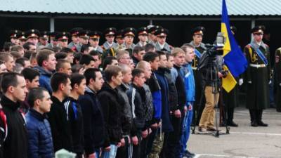 На Украине рассказали, когда откажутся от призыва в армию