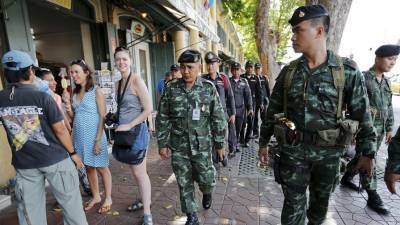 СМИ: в Бангкоке объявлен режим ЧП из-за протестов