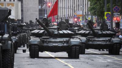 Российские танки Т-72Б3М и Т-80БВМ оснастят противоминной системой «Лесочек»