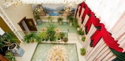 В Белгороде продают трёхкомнатную квартиру с зимним садом за 40 млн рублей