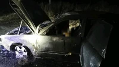 В Саратовской области в сгоревшей "Ауди" нашли обгоревший труп владельца