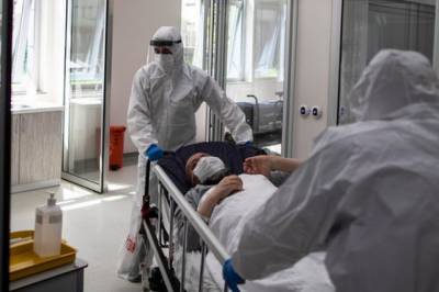 Степанов сообщил, что в одной из столичных больниц почти не осталось мест для больных COVID-19