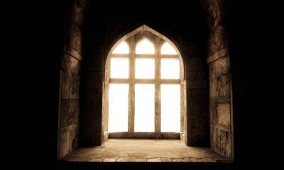 Тайны замка Гоуска: почему старинную крепость называют «вратами Ада»