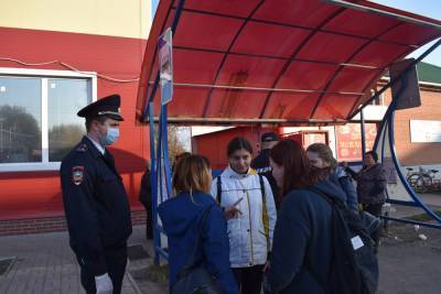 Правоохранительные органы провели в Рязанской области рейд по соблюдению масочного режима