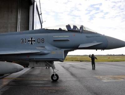 Самолеты НАТО проводят учения с прицелом на ядерный удар