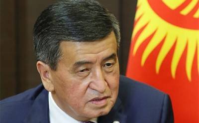 Президент Киргизии объявил об отставке на фоне массовых протестов