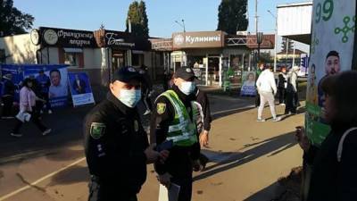 В Харькове агитатор "Слуги народа" с ножом напал на волонтера "Евросолидарности"