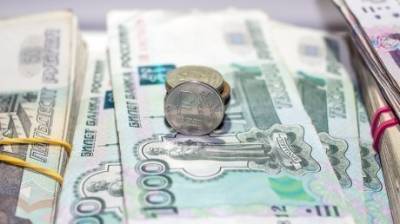 В России хотят продлить ежемесячные выплаты до 12 тысяч рублей