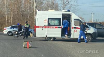 В Новочебоксарске водитель мопеда пострадал в ДТП с пикапом