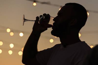 В Минздраве оценили влияние алкоголя на мужское население