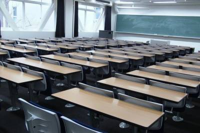 Германия: Эксперты рассказали, как снизить риск заражения в школах, особенно если проветривать классы невозможно