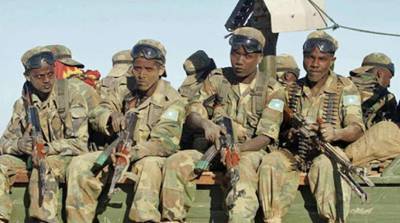 Боевики напали на колонну военнослужащих в Сомали, погибли 25 солдат