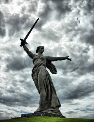 ФСБ: Одной из целей боевиков в Волгограде был монумент "Родина-мать"