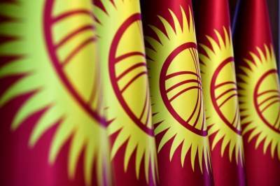 Парламент Киргизии 16 октября рассмотрит вопрос отставки президента страны