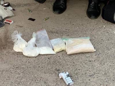 Черкасские полицейские обезвредили банду сбытчиков наркотиков