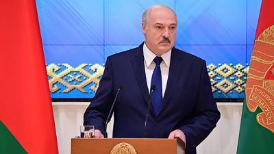 Лукашенко рассказал, как Белоруссия показала Западу «хороший кулак»