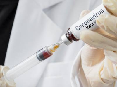 Вакцинироваться от коронавируса имеет смысл тогда, когда это обеспечит защиту большей части популяции – эксперт