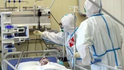 Академик РАН назвал фактор, в девять раз повышающий риск смерти при коронавирусе