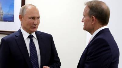 Три канала на Украине проверят после трансляции встречи Путина и Медведчука