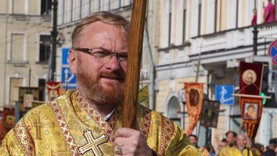 В Питере предстоит эпичная битва православного депутата с открытым...