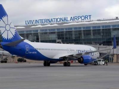 В аэропорту "Львов" выключили электричество, шесть рейсов задержали
