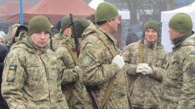 ВСУ обеспокоены прибытием радикалов в зону конфликта в Донбассе