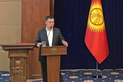 Премьер Киргизии сообщил о переходе к нему президентских полномочий