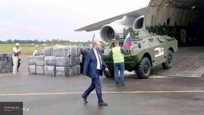 РФ направила в ЦАР пять тонн конфет вдогонку к военной технике