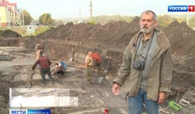 Археологи обнаружили в Смоленске дорогу XI века