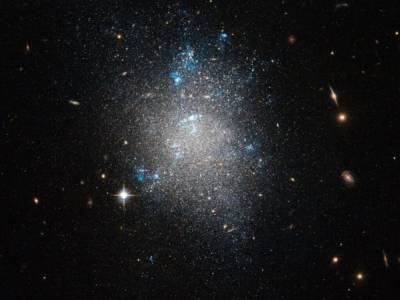 Ученым удалось разгадать тайну галактики с максимальной концентрацией темной материи
