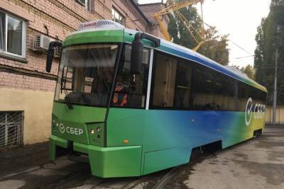 В Саратов прибыл уникальный дорогой трамвай